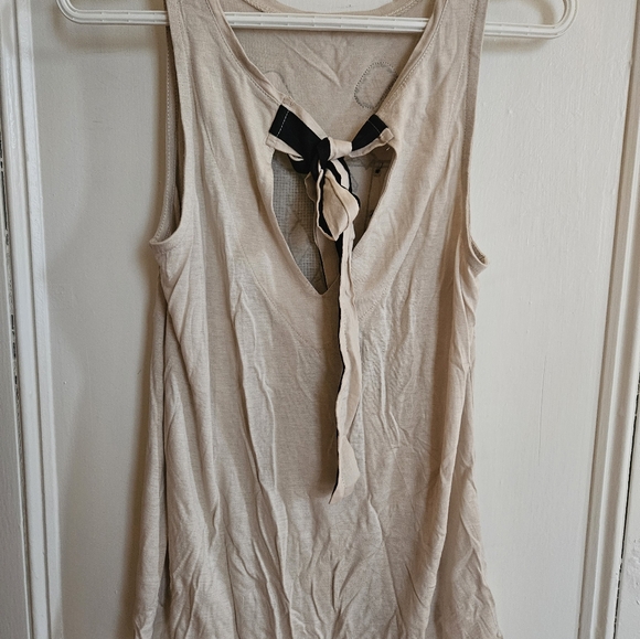 Unique Tank Top - Picture 2 of 3